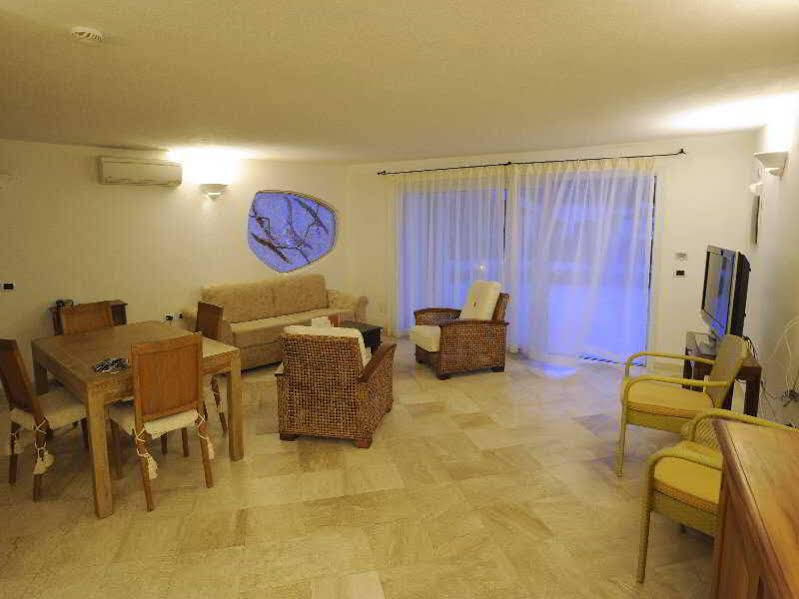 Residence Living Poltu Quatu Arzachena Exterior foto